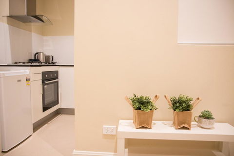 T&M HOUSE - Accommodation QLD 14