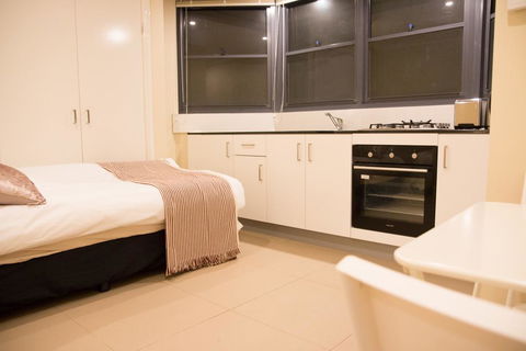 T&M HOUSE - Accommodation QLD 7