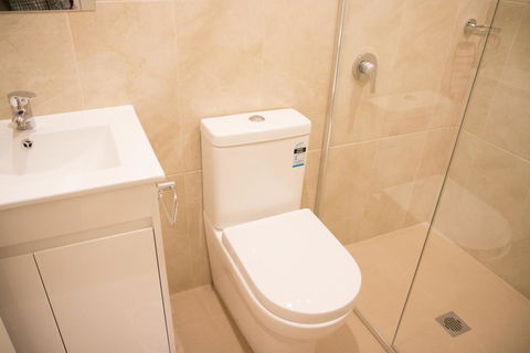 T&M HOUSE - Accommodation QLD 15