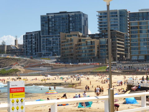 Arena Luxury Beachfront Apartment - Accommodation QLD 13