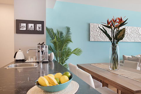 Arena Luxury Beachfront Apartment - Accommodation QLD 16