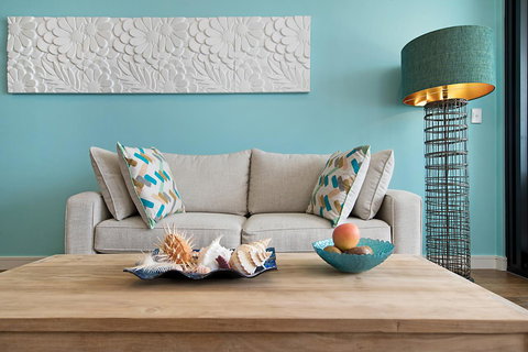 Arena Luxury Beachfront Apartment - Accommodation QLD 11