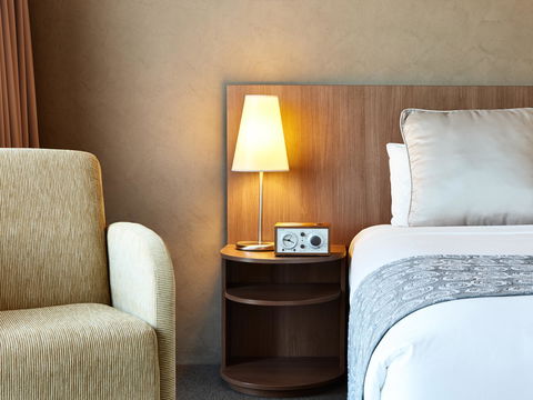 Hotel Urban St Leonards - Accommodation QLD 3