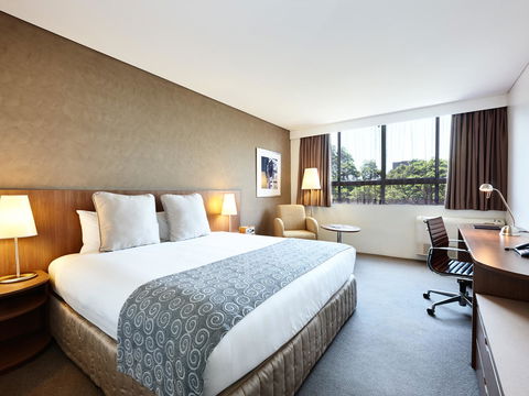 Hotel Urban St Leonards - Accommodation QLD 11