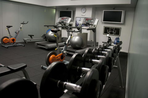 Hotel Urban St Leonards - Accommodation QLD 21