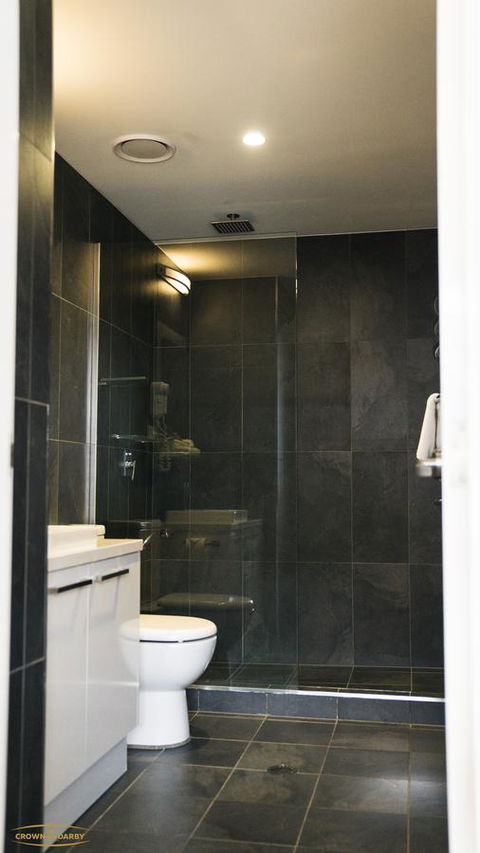 Crown On Darby Newcastle - Accommodation QLD 17