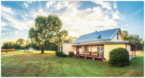 Madigan Wine Country Cottages - Accommodation QLD 1