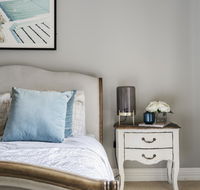 The Spa Cottage with HotTub Netflix  Stan - Accommodation QLD