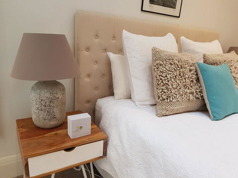 Private Room - Luxury Mosman Home - Accommodation QLD 14