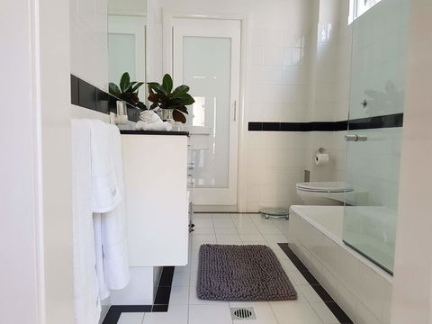 Private Room - Luxury Mosman Home - Accommodation QLD 20