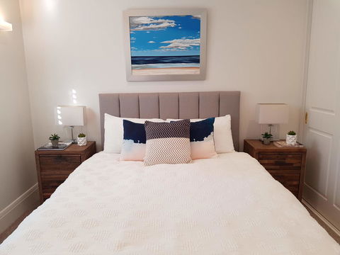 Private Room - Luxury Mosman Home - Accommodation QLD 25