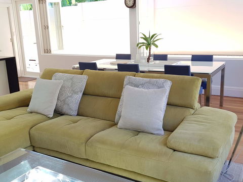 Private Room - Luxury Mosman Home - Accommodation QLD 9