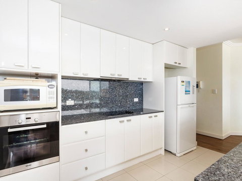 Regatta 13 - Accommodation QLD 3