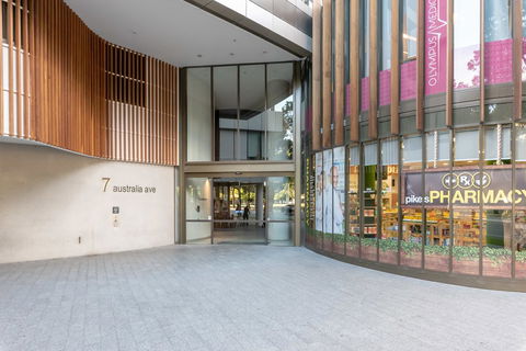 Olympic Park Sunshine 2 Bedrooms Apts With Private Parking - Accommodation QLD 26
