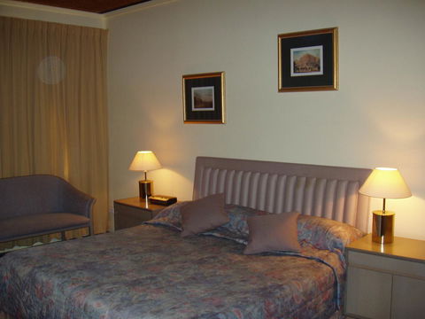Temora Motel - Accommodation QLD 1