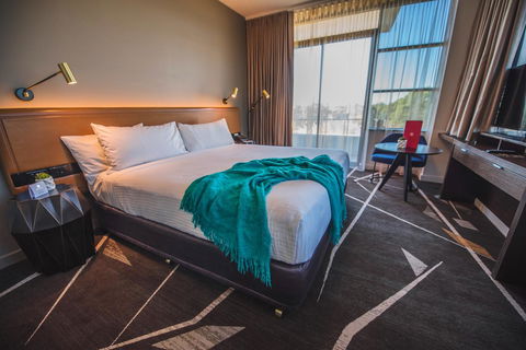 Rydges Campbelltown - Accommodation QLD 9