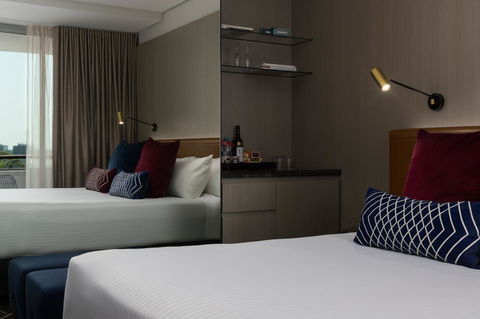 Rydges Campbelltown - Accommodation QLD 4