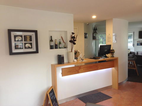 Fern Bay Motel - Accommodation QLD 21