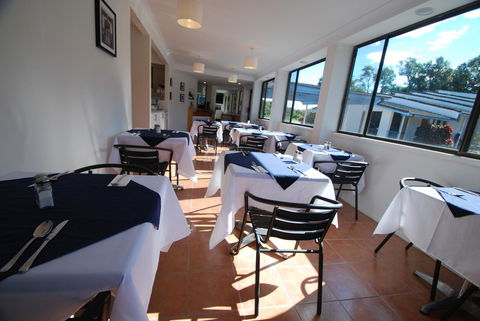 Fern Bay Motel - Accommodation QLD 25