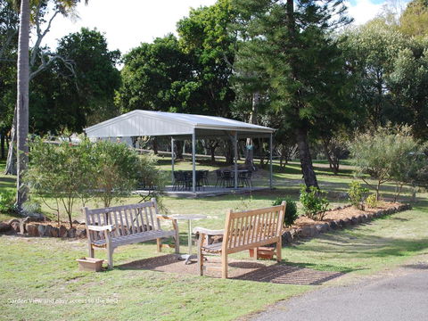 Fern Bay Motel - Accommodation QLD 26