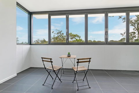 Stylish And Neat Two Bed Apartment In Wentworth Point - Accommodation QLD 8