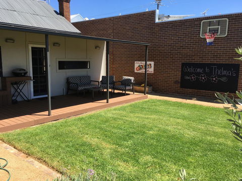 Thelma's Temora - Accommodation QLD 11