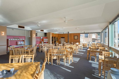 Black Dolphin Resort Motel & Apartments - Accommodation QLD 27