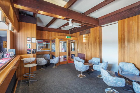 Black Dolphin Resort Motel & Apartments - Accommodation QLD 35