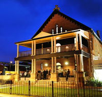 Perry Street Hotel - Accommodation QLD