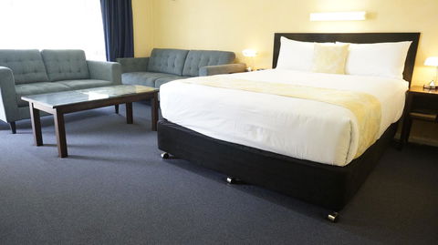 Highway Motor Inn Taree - Accommodation QLD 13