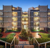 Quest Castle Hill - Accommodation QLD