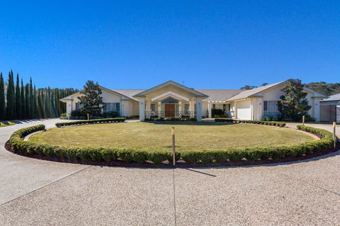 One Mile Mansion - Private Coastal Retreat FREE FAMILY ADVENTURE PASS - Accommodation QLD 22