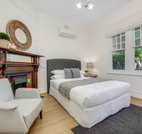 Large terrace in Sydneys lower North Shore - Accommodation QLD