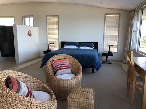 OceanScape Luxury Beachfront Villas - Accommodation QLD 7