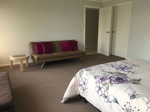 Sydney Amazing Holiday Home Bridal BnB - Accommodation QLD 16