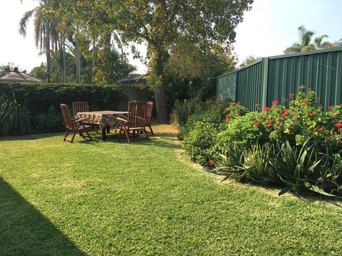Sydney Amazing Holiday Home Bridal BnB - Accommodation QLD 40