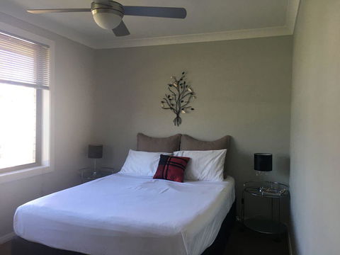 Sydney Amazing Holiday Home Bridal BnB - Accommodation QLD 5