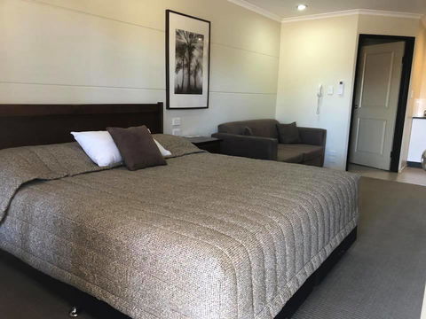 Balranald Club Motel - Accommodation QLD 8