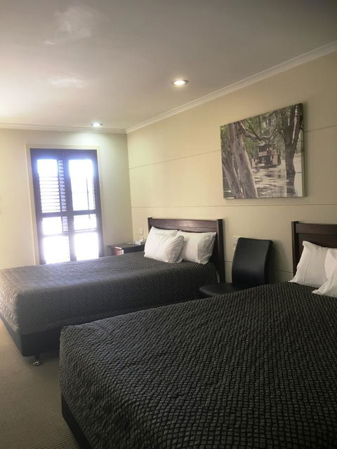 Balranald Club Motel - Accommodation QLD 17