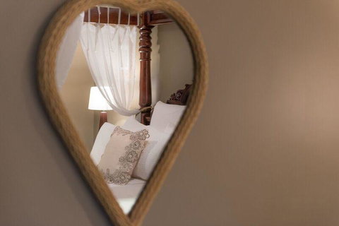 Mountainside B & B - Accommodation QLD 23