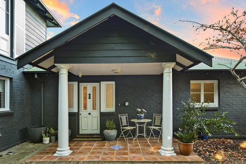 Mountainside B & B - Accommodation QLD 20