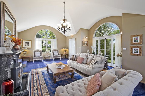 Mountainside B & B - Accommodation QLD 16