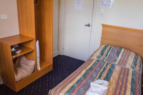 Gardners Inn Hotel - Accommodation QLD 41