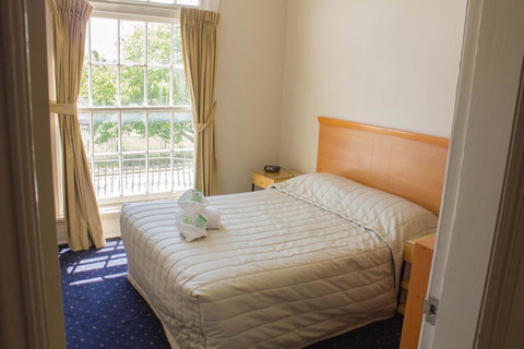 Gardners Inn Hotel - Accommodation QLD 36