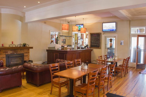 Gardners Inn Hotel - Accommodation QLD 9