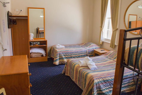 Gardners Inn Hotel - Accommodation QLD 21