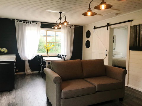 Bowral Escape - Accommodation QLD 8