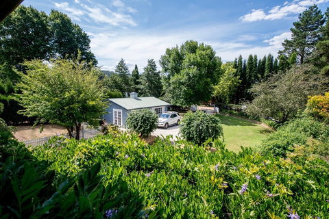 Bowral Escape - Accommodation QLD 25