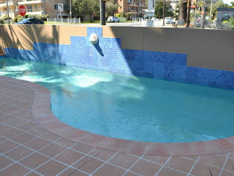 Millennium 102 With Pool In Complex - Accommodation QLD 2