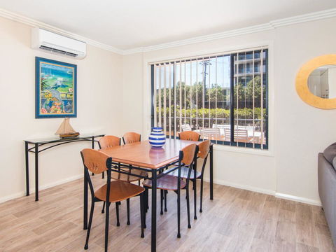 Millennium 102 With Pool In Complex - Accommodation QLD 10